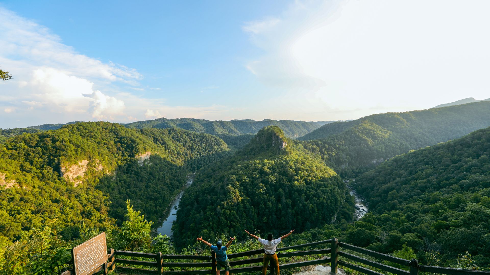 Breaks Interstate Park