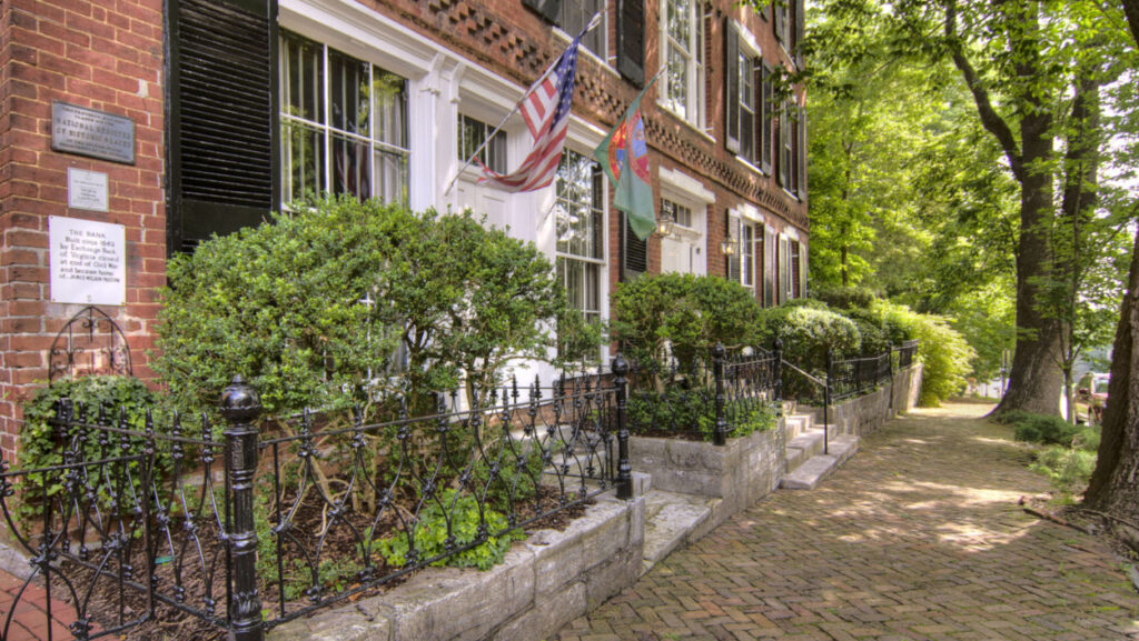 Historic Main Street - Visit Abingdon Virginia