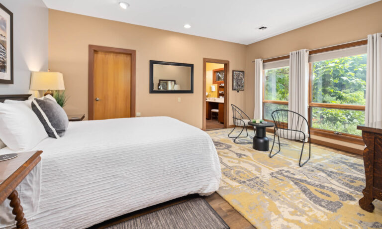 13 Oasis Skyview En suite 768x460