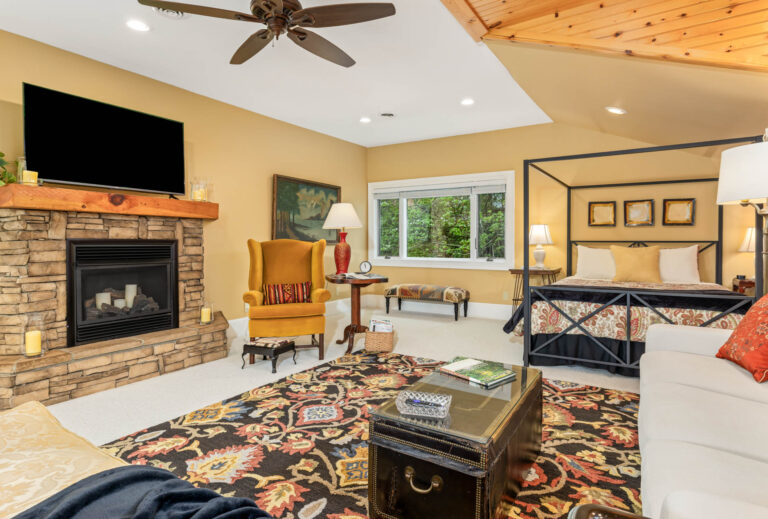 22 Nest Abingdon Great Room 768x519