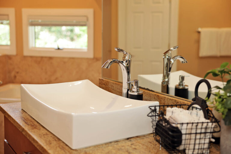 23 Nest Abingdon Bathroom Close up 768x512